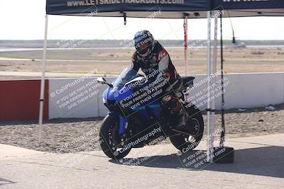 media/Nov-03-2025-Lets Ride (Mon) [[4d74c1c4d3]]/B Group/Grid/